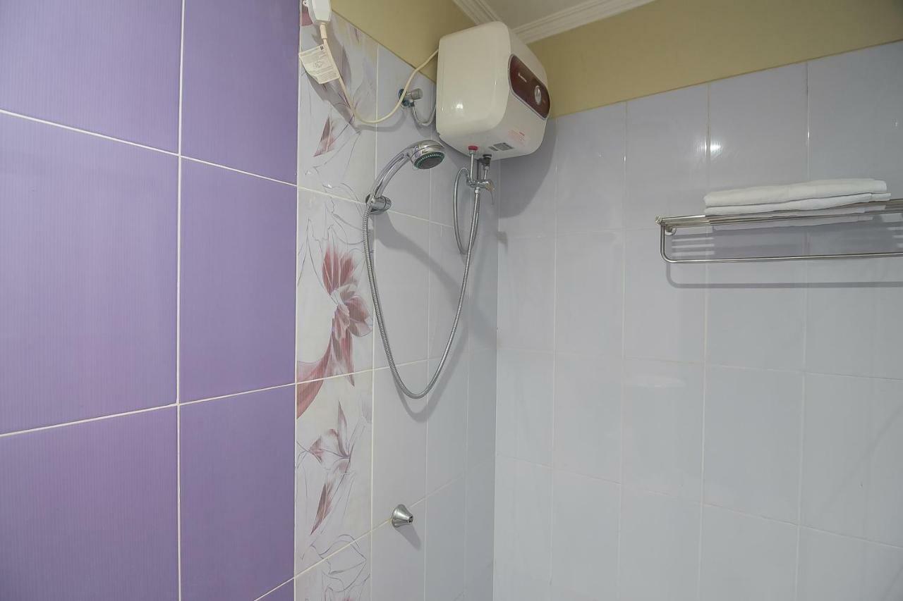 Reddoorz Plus @ Tanjung Pandan Belitung 2 Exterior foto